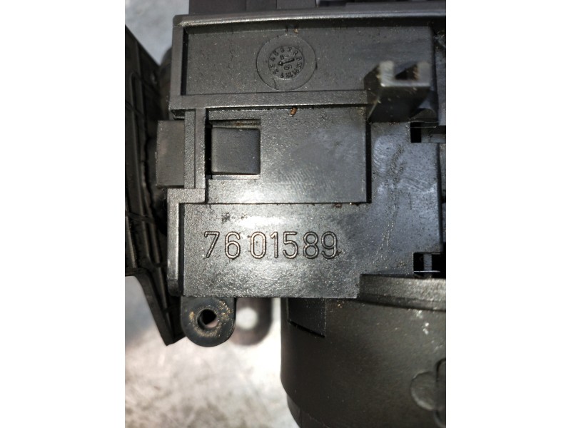 Recambio de conmutador de arranque para alfa romeo 146 2.0 td l referencia OEM IAM 7601589  