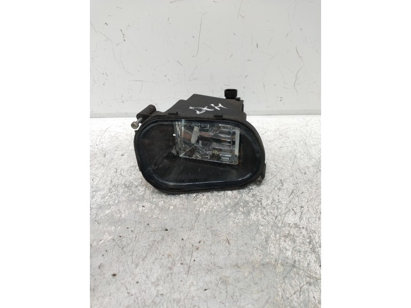 Recambio de faro antiniebla derecho para alfa romeo 146 2.0 td l referencia OEM IAM   