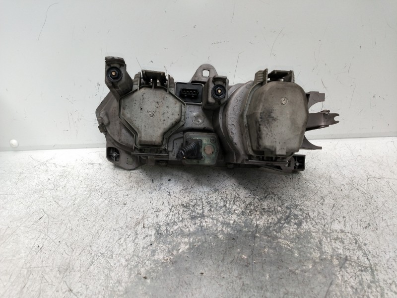 Recambio de faro derecho para alfa romeo 146 2.0 td l referencia OEM IAM   