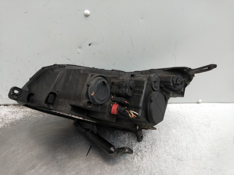 Recambio de faro derecho para citroen c5 berlina 1.6 hdi cat (9hy / dv6ted4) referencia OEM IAM 89035113 739357121507401032 XENO
