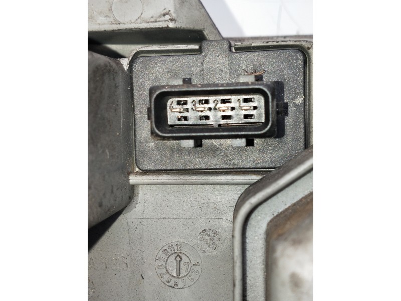 Recambio de faro izquierdo para alfa romeo 146 2.0 td l referencia OEM IAM   