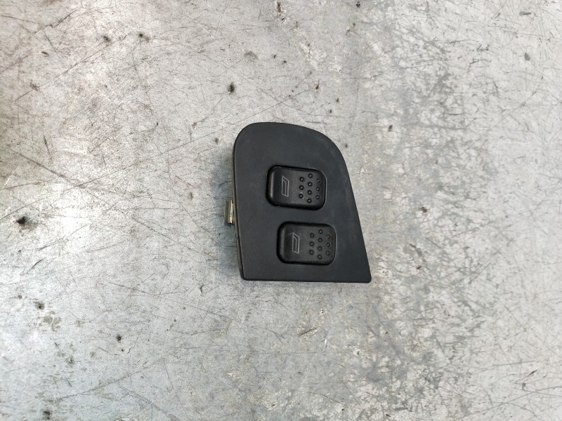 Recambio de mando elevalunas delantero izquierdo para alfa romeo 146 2.0 td l referencia OEM IAM   