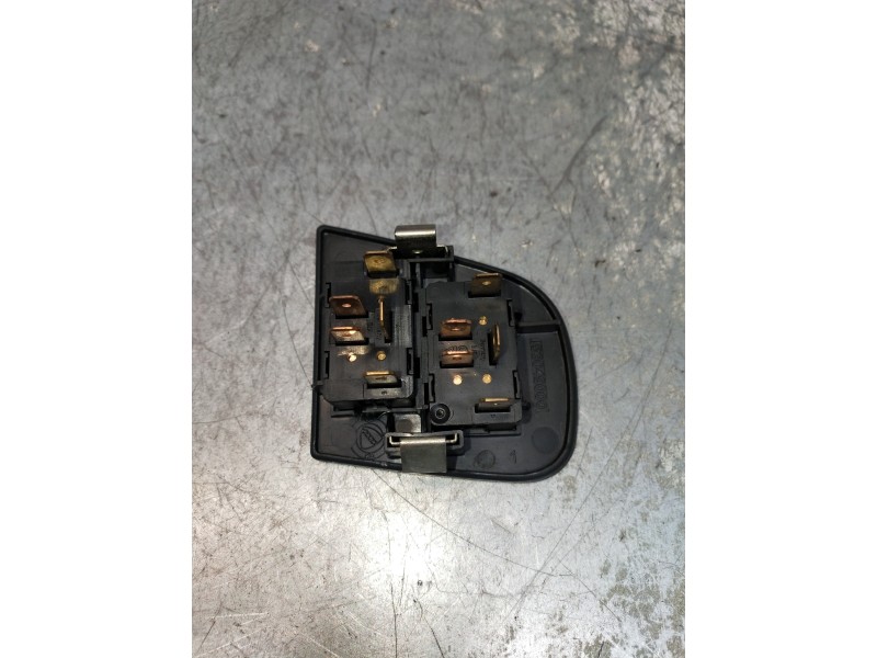 Recambio de mando elevalunas delantero izquierdo para alfa romeo 146 2.0 td l referencia OEM IAM   