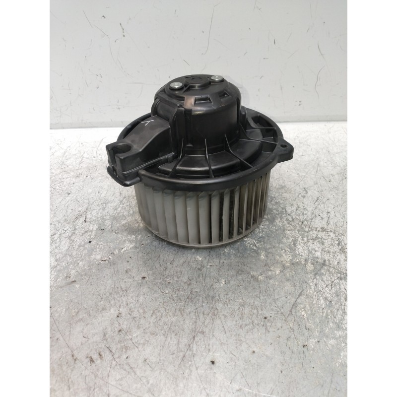 Recambio de motor calefaccion para toyota corolla verso (r1) 2.2 d-4d luna referencia OEM IAM 0130101601 MF0160700610 