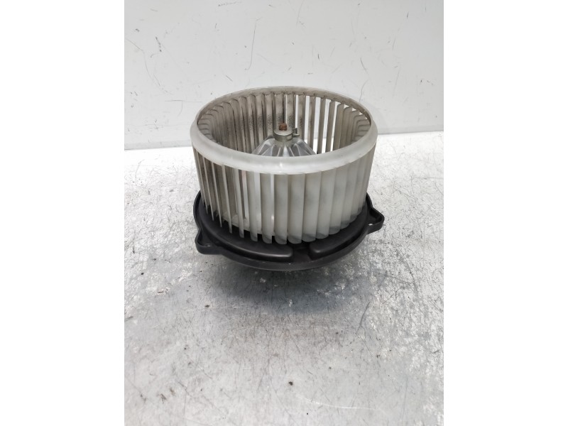 Recambio de motor calefaccion para toyota corolla verso (r1) 2.2 d-4d luna referencia OEM IAM 0130101601 MF0160700610 