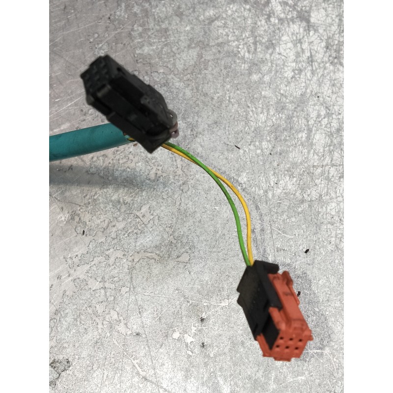 Recambio de retrovisor izquierdo para citroen c5 berlina 1.6 hdi cat (9hy / dv6ted4) referencia OEM IAM ELECTRICO 2 ENCHUFES 7 C