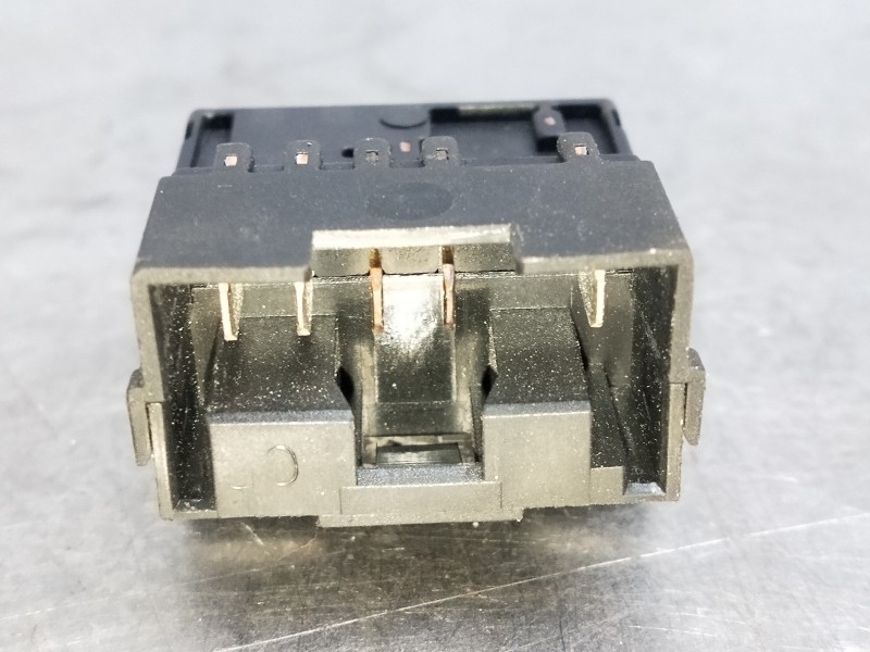 Recambio de mando elevalunas delantero derecho para fiat uno (146) 70 super referencia OEM IAM   5P