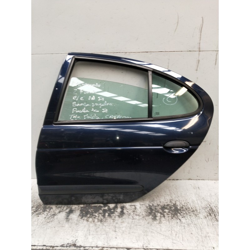 Recambio de puerta trasera izquierda para renault megane i fase 2 classic (la..) 1.9 dti rt referencia OEM IAM   4P