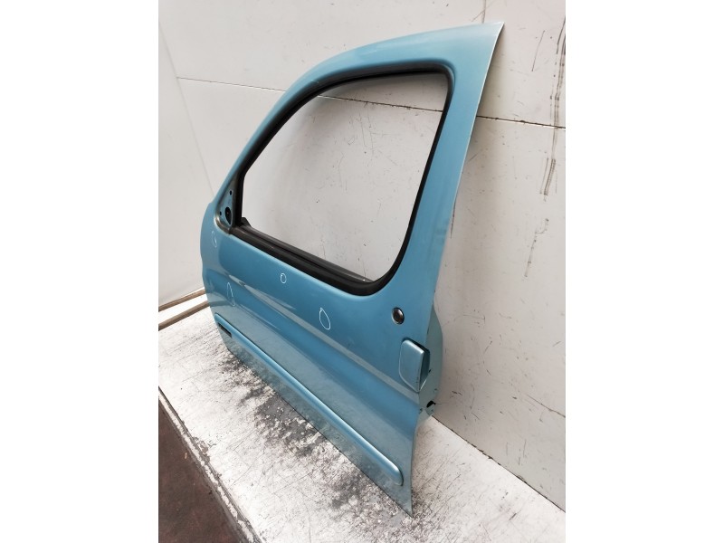 Recambio de puerta delantera izquierda para citroen berlingo 2.0 hdi vivace referencia OEM IAM   5P