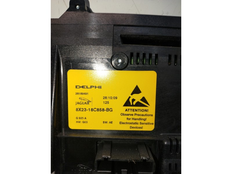 Recambio de mando calefaccion / aire acondicionado para jaguar xf 3.0 v6 diesel grace referencia OEM IAM 8X2318C858BG  
