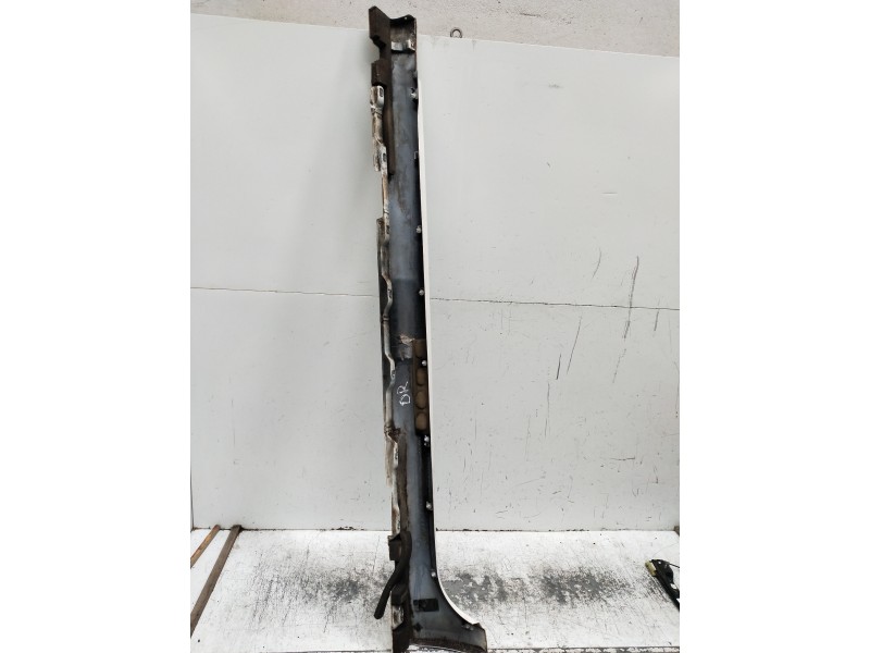 Recambio de faldon lateral para jaguar xf 3.0 v6 diesel grace referencia OEM IAM   DERECHO