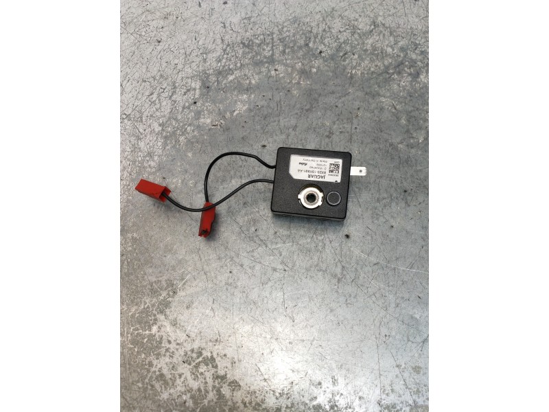 Recambio de modulo electronico para jaguar xf 3.0 v6 diesel grace referencia OEM IAM 8X2318K981AA  