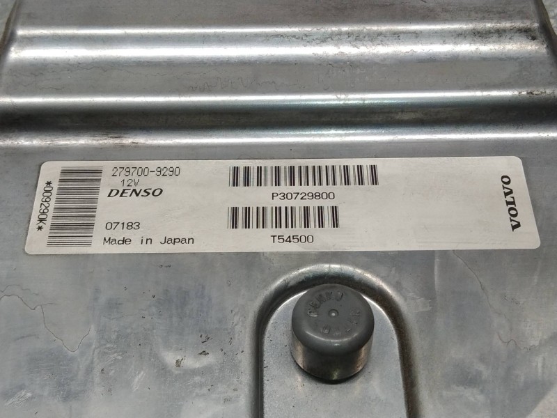 Recambio de centralita motor uce para volvo v50 familiar 2.4 kinetic referencia OEM IAM 2797009290 P30729800 