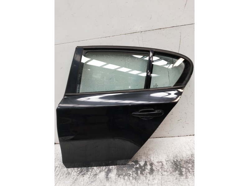 Recambio de puerta trasera derecha para bmw serie 1 berlina (e81/e87) 118d referencia OEM IAM   5P