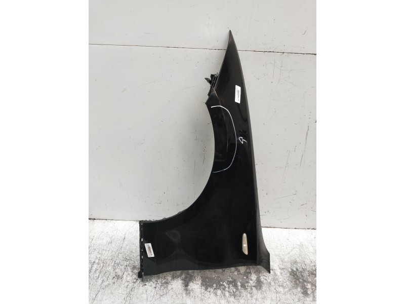 Recambio de aleta delantera izquierda para bmw serie 1 berlina (e81/e87) 118d referencia OEM IAM   