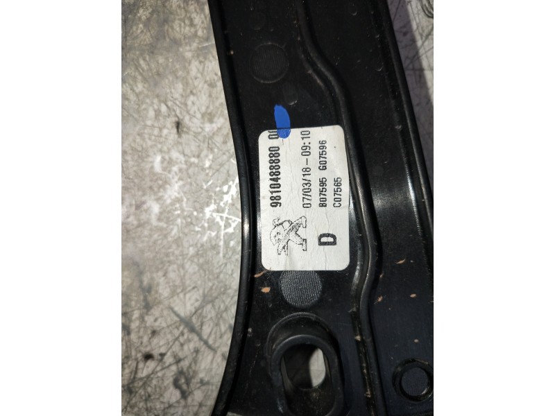 Recambio de elevalunas delantero derecho para peugeot 3008 allure referencia OEM IAM 9810488880  5P