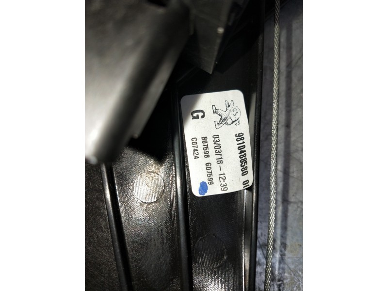 Recambio de elevalunas trasero izquierdo para peugeot 3008 allure referencia OEM IAM 9810488580  5P