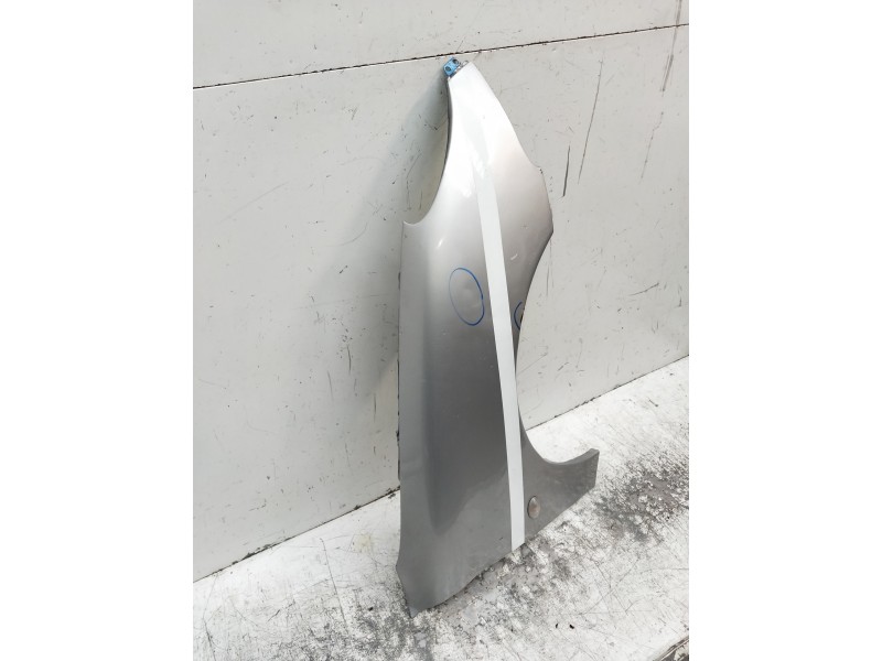 Recambio de aleta delantera derecha para peugeot 206 berlina e-music referencia OEM IAM   