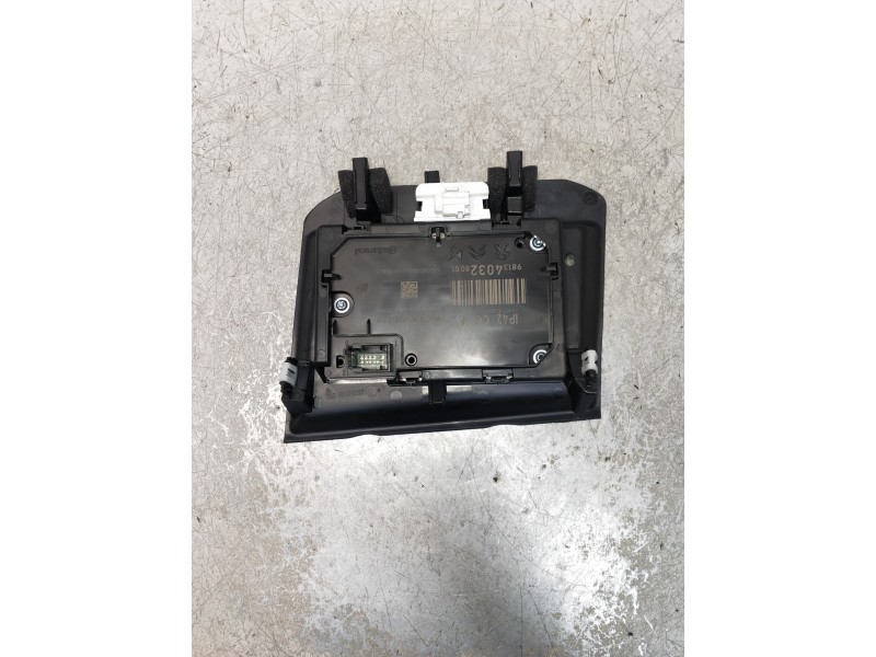 Recambio de modulo electronico para peugeot 3008 allure referencia OEM IAM 9813403280 A2C9708010800 