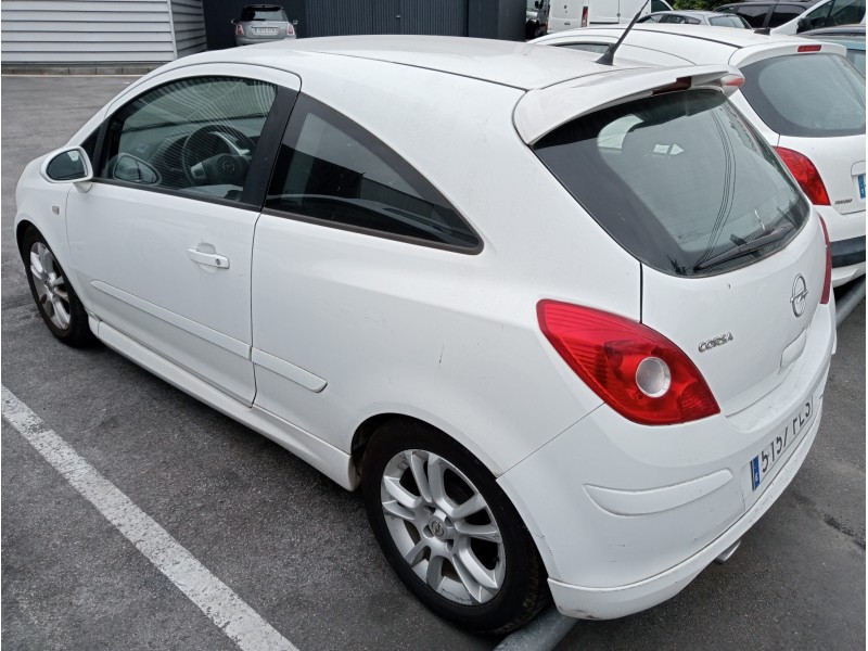 opel corsa d del año 2007
