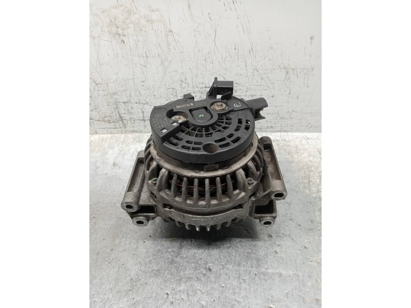 Recambio de alternador para mercedes clase clk (w209) coupe 220 cdi (209.308) referencia OEM IAM 0124625014 A0131540002 