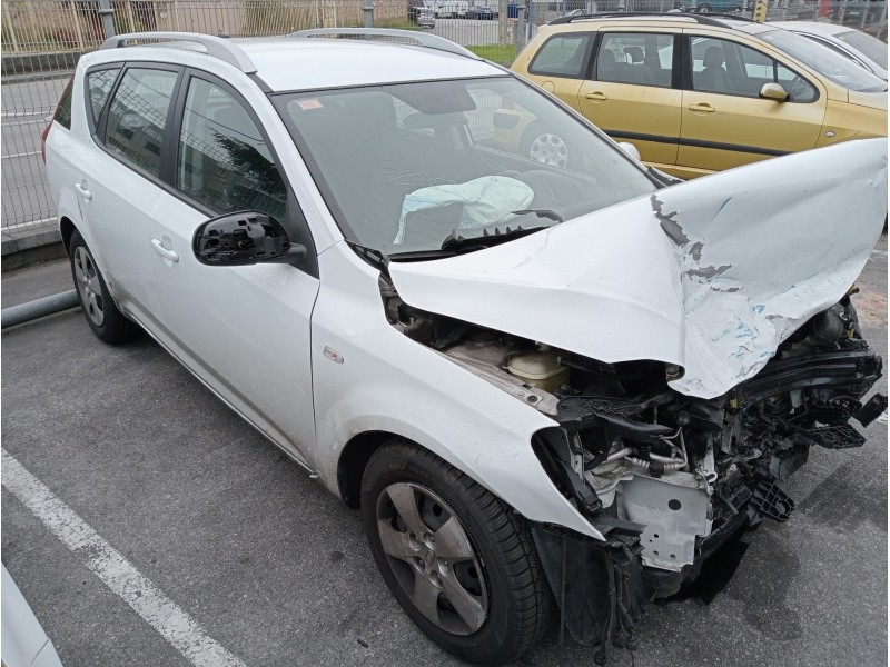 kia cee´d sporty wagon del año 2011