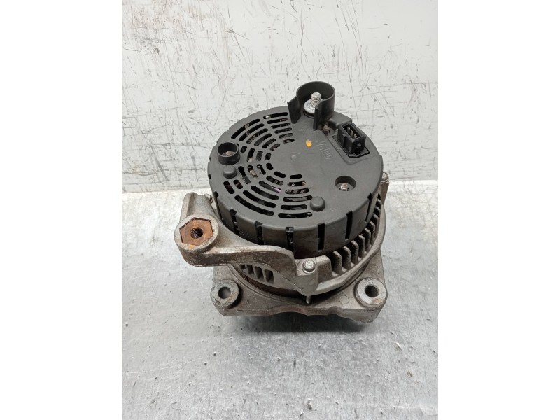 Recambio de alternador para bmw x5 (e53) 3.0d referencia OEM IAM 7792093 2586166 