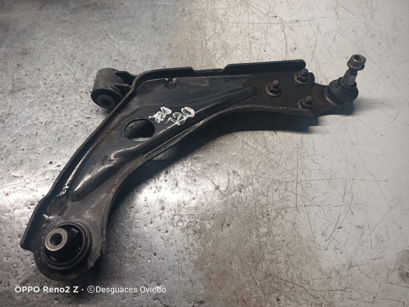 Recambio de brazo suspension inferior delantero derecho para peugeot 3008 allure referencia OEM IAM 98138522  