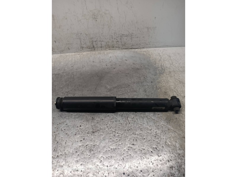 Recambio de amortiguador trasero derecho para peugeot 3008 allure referencia OEM IAM 9824958980  