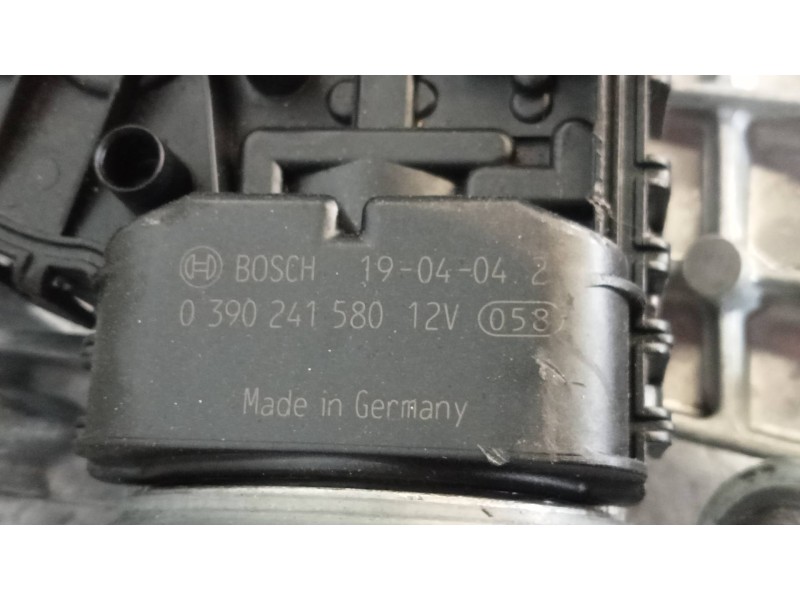 Recambio de motor limpia delantero para renault zoe referencia OEM IAM 0390241580 288003381R 3397021341