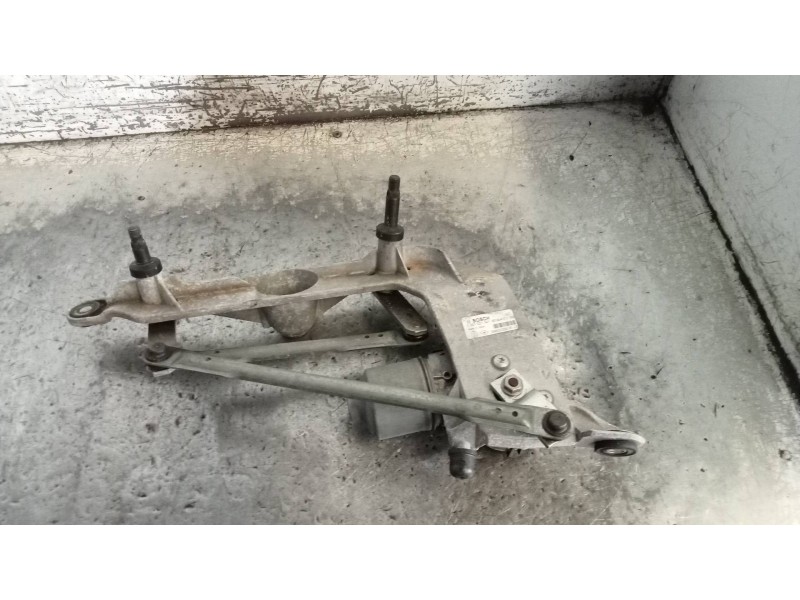 Recambio de motor limpia delantero para renault zoe referencia OEM IAM 0390241580 288003381R 3397021341