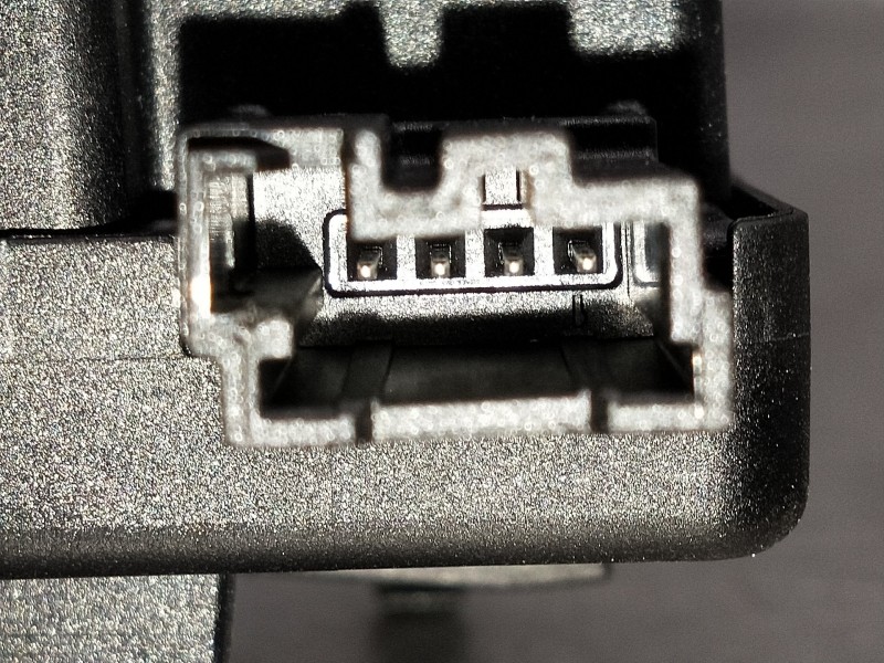 Recambio de modulo electronico para opel astra k lim. 5türig 1.2 referencia OEM IAM 13523281 A119191R0DZ00000 821021100000000X