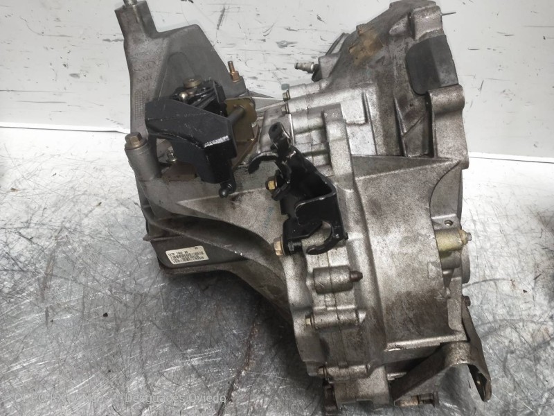 Recambio de caja cambios para ford mondeo berlina (ge) 2.0 cat referencia OEM IAM 1S7R7002BF T1GA1 190303 095700 