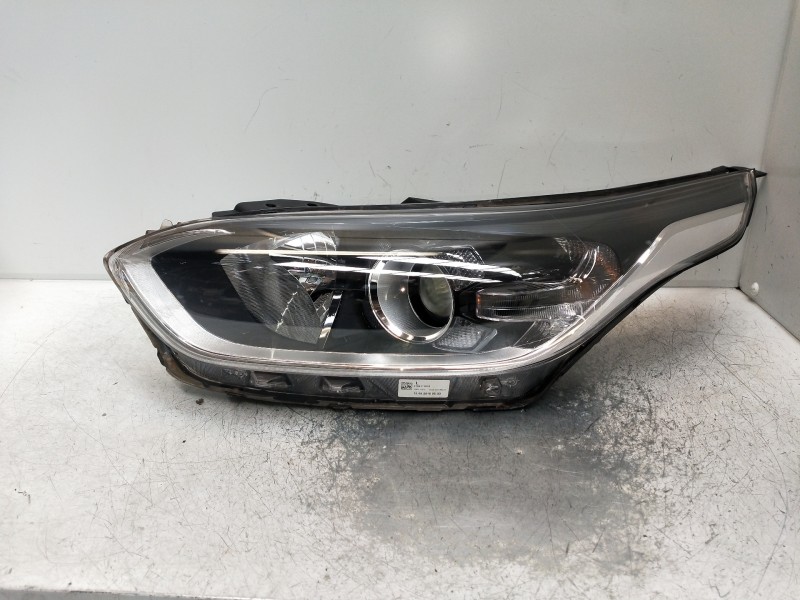 Recambio de faro izquierdo para kia ceed business referencia OEM IAM 92101J7050  