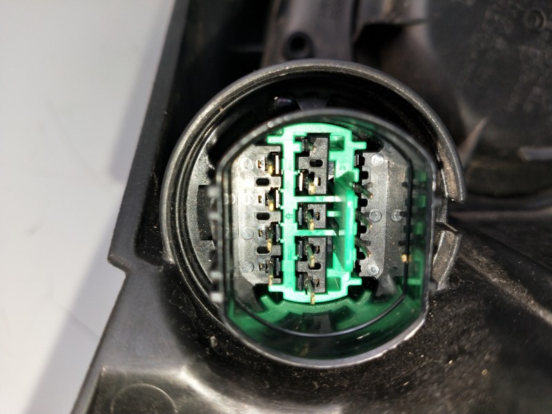 Recambio de faro izquierdo para kia ceed business referencia OEM IAM 92101J7050  