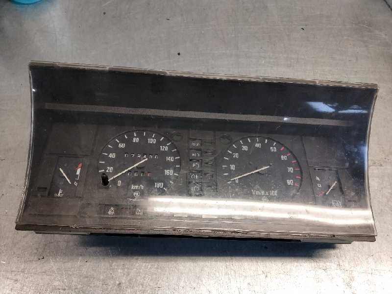 Recambio de cuadro instrumentos para skoda favorit (781) ls referencia OEM IAM   