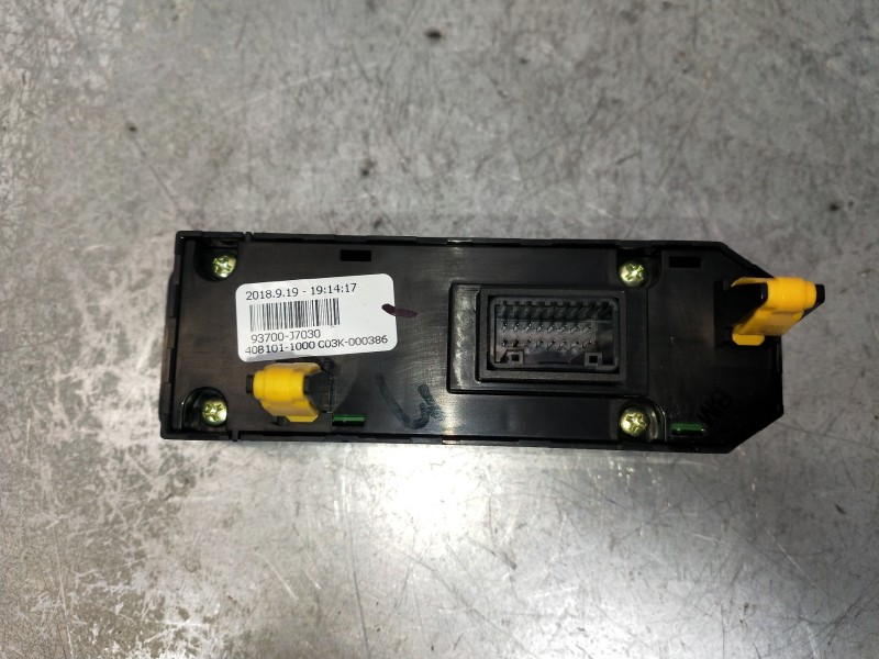 Recambio de mando multifuncion para kia ceed business referencia OEM IAM 93700J7030  