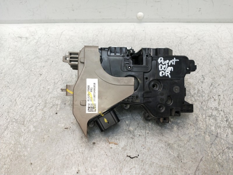 Recambio de motor cierre centralizado delantero derecho para kia ceed business referencia OEM IAM 81320J7000  5P