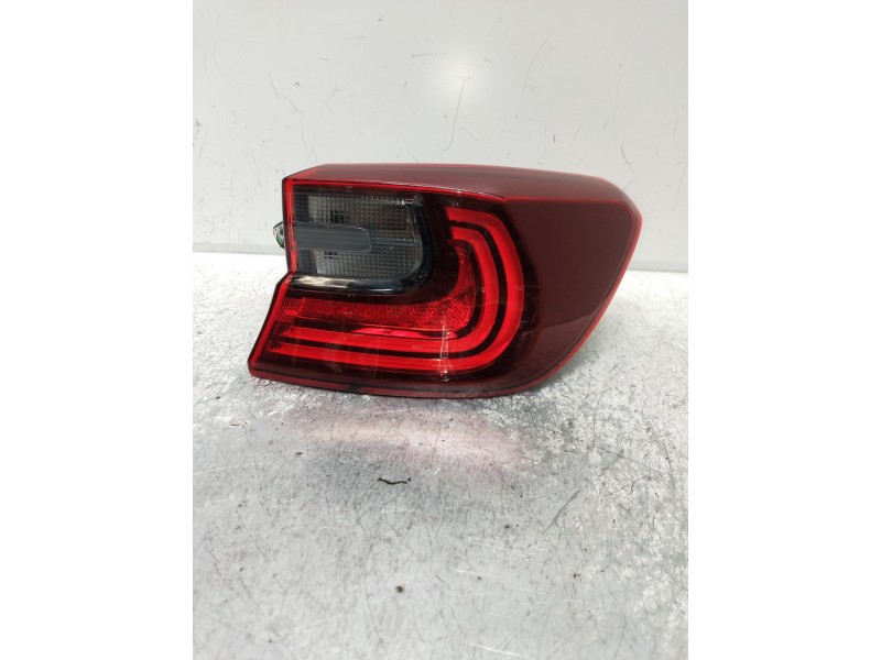 Recambio de piloto trasero derecho para kia ceed business referencia OEM IAM 92402J7050  