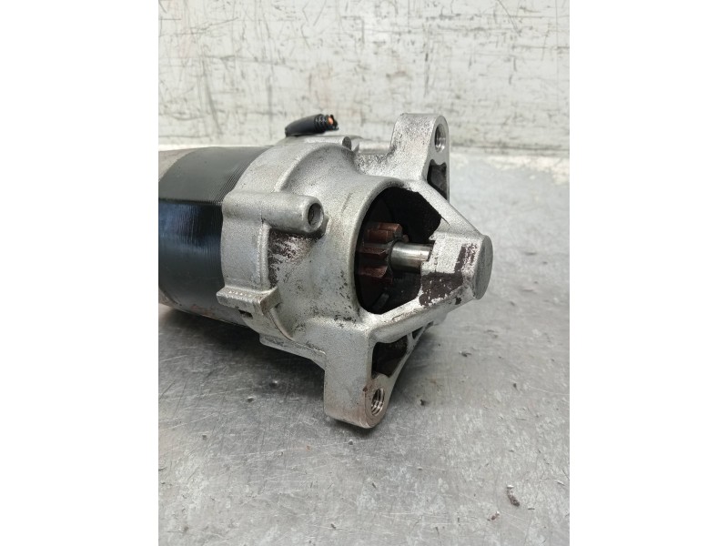 Recambio de motor arranque para renault megane ii classic berlina confort authentique referencia OEM IAM 8200266777B  