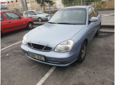 daewoo nubira berlina del año 2002