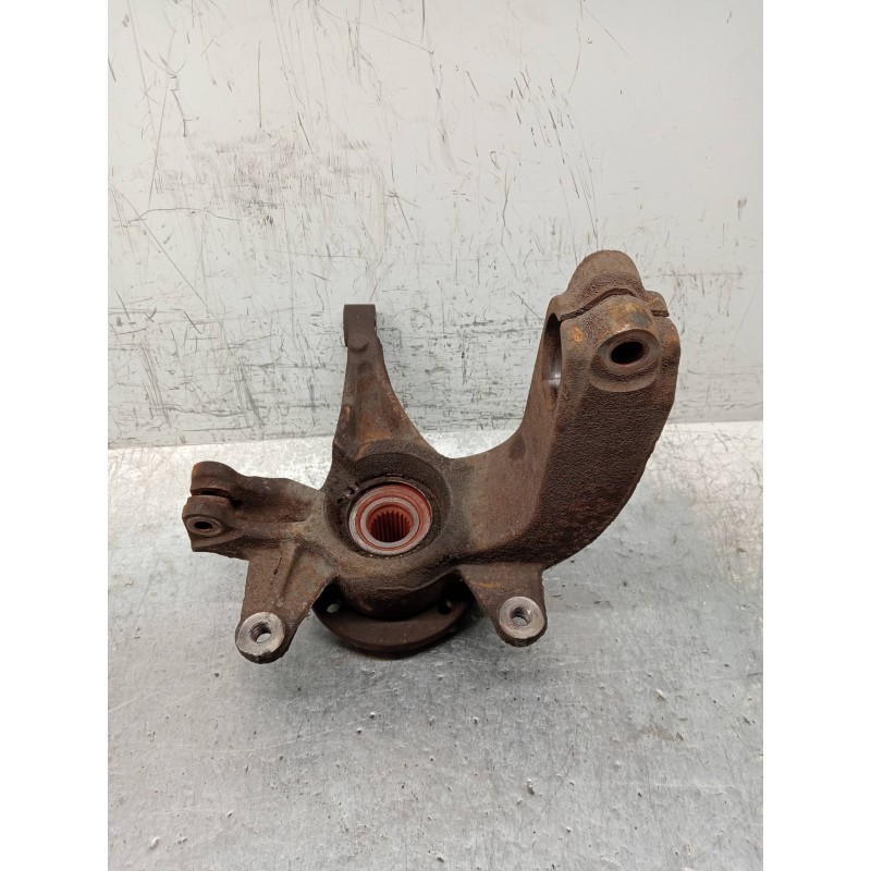 Recambio de mangueta delantera izquierda para renault megane ii classic berlina confort authentique referencia OEM IAM   