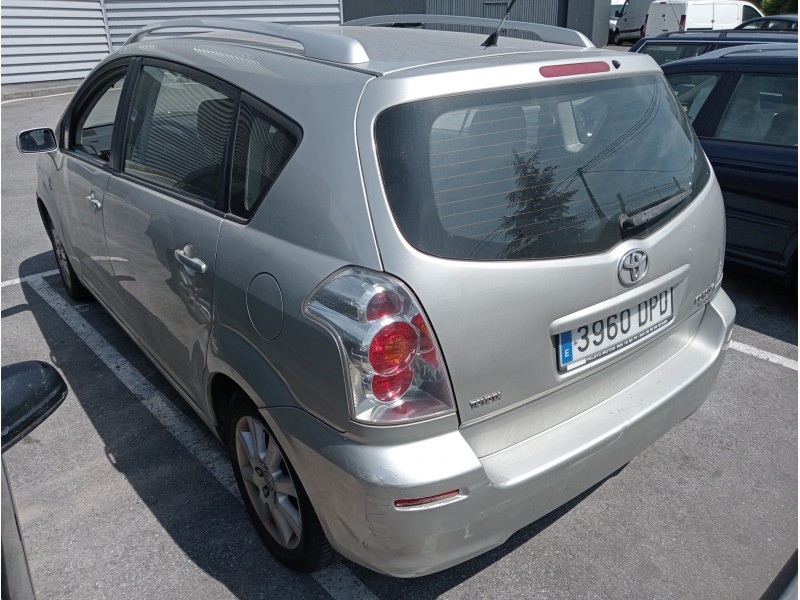 toyota corolla verso (r1) del año 2005