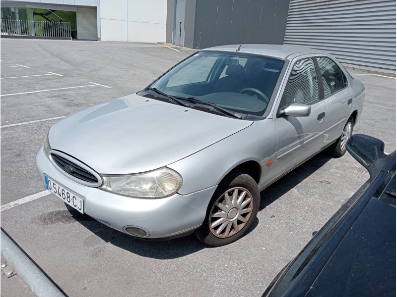 ford mondeo berlina (gd) del año 2000
