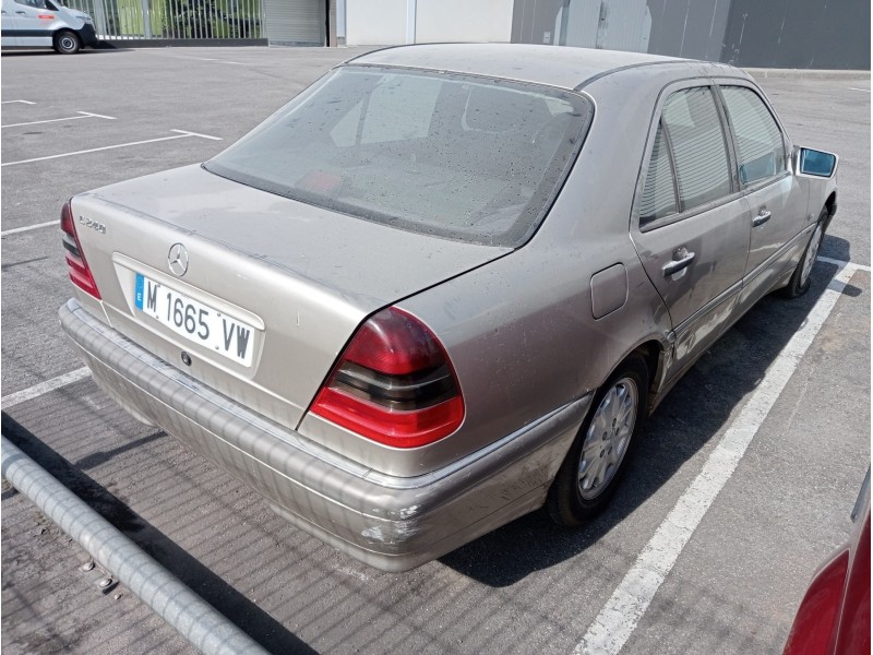 mercedes clase c (w202) berlina del año 1998