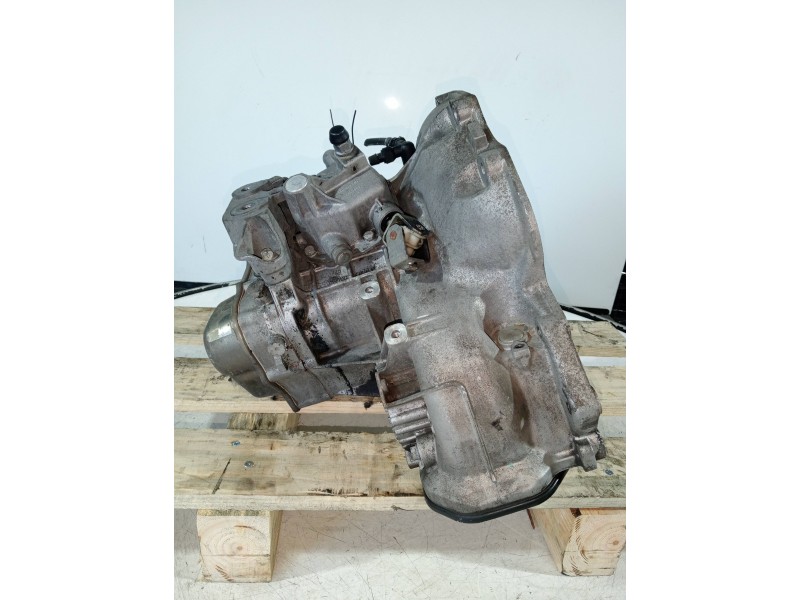 Recambio de caja cambios para opel corsa c blue line referencia OEM IAM F13C374 B02853 5V