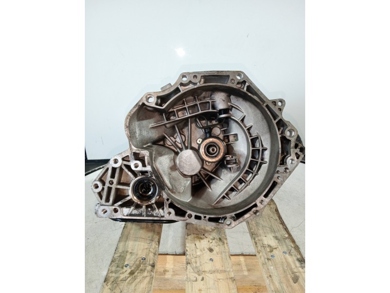 Recambio de caja cambios para opel corsa c blue line referencia OEM IAM F13C374 B02853 5V