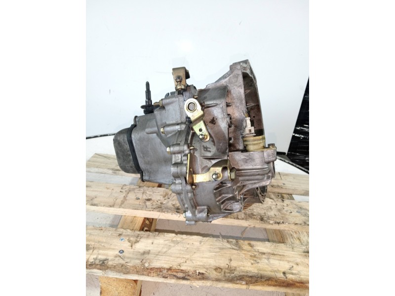 Recambio de caja cambios para peugeot 206 berlina e-music referencia OEM IAM 20CP97 0601629 5V