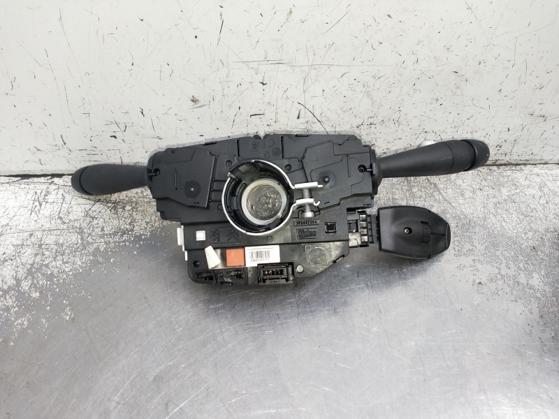 Recambio de kit airbag para peugeot 308 allure referencia OEM IAM 9807568180  