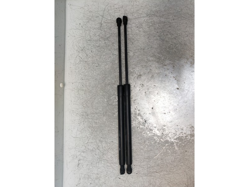 Recambio de amortiguadores maletero / porton para peugeot 308 allure referencia OEM IAM 9807899380  